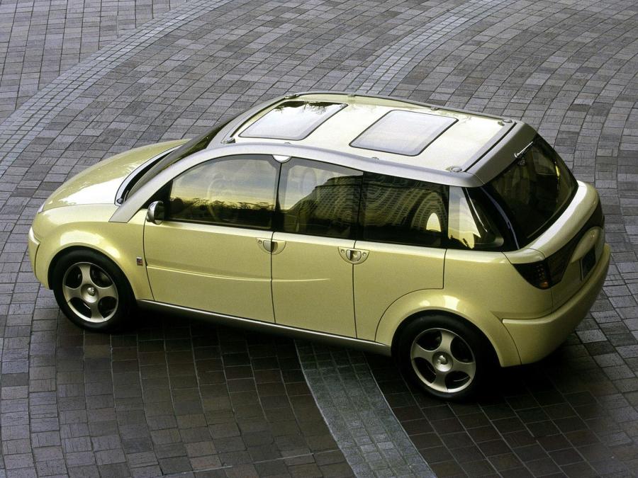  Saturn CV1 Concept 2000 года  (фото 7 из 13)